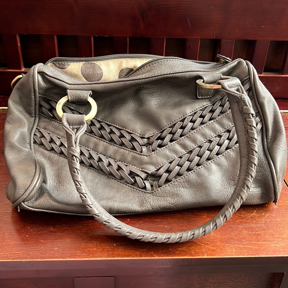 Black Rivet Brand gray leather purse/bag